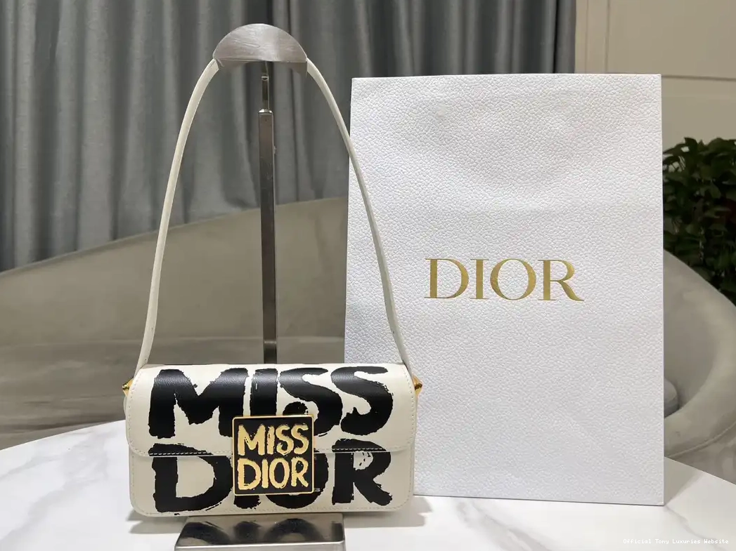 MISS FLAP DI0R BAG 0405